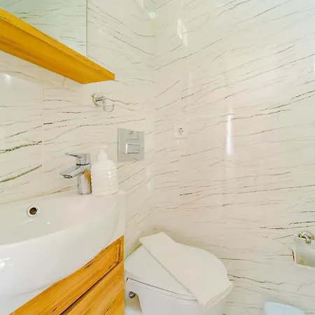 Apartment Umut *
