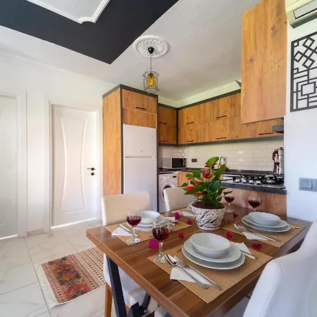 Umut Apartment *
