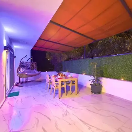 Umut Apartment *